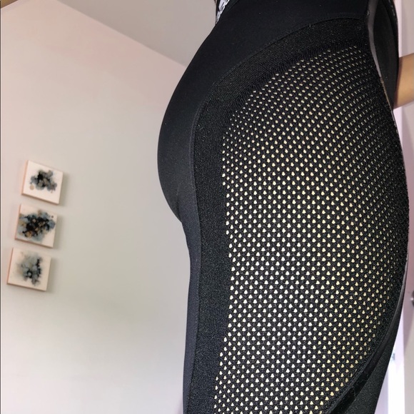 Adidas leggings by Stella McCartney - Picture 2 of 5